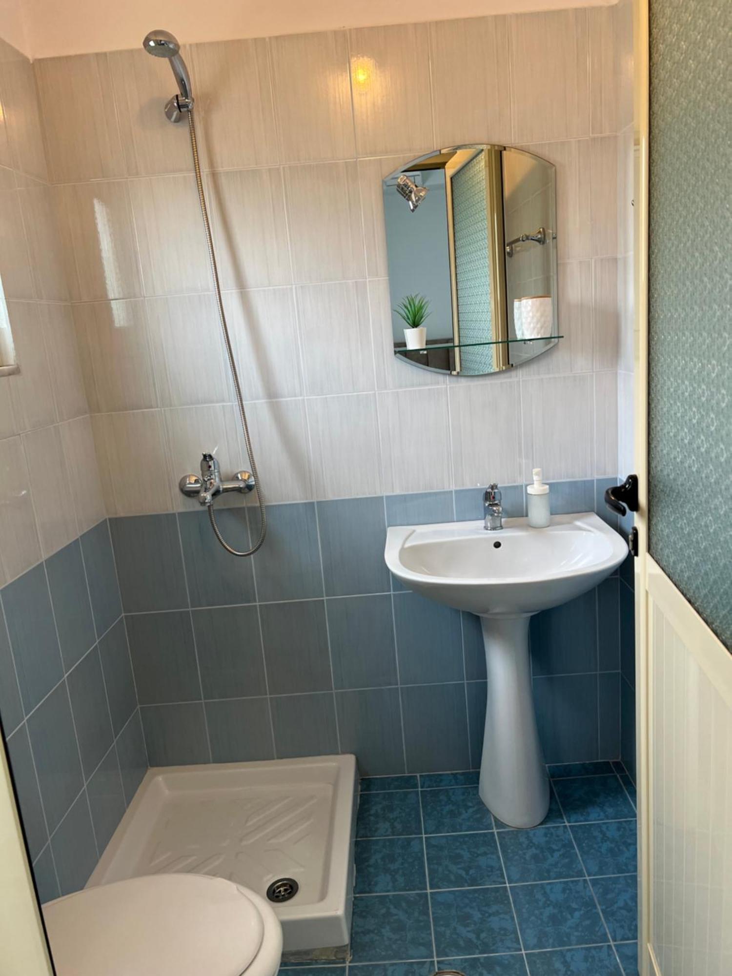 Helios Rooms Sarandë Esterno foto